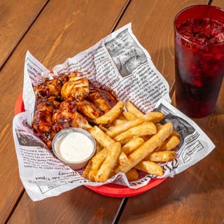 (6) Buffalo Wing Basket + Drink